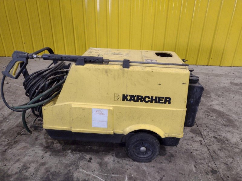 KARCHER MODEL #HDS650 HEATED PRESSURE WASHER: STOCK #23139