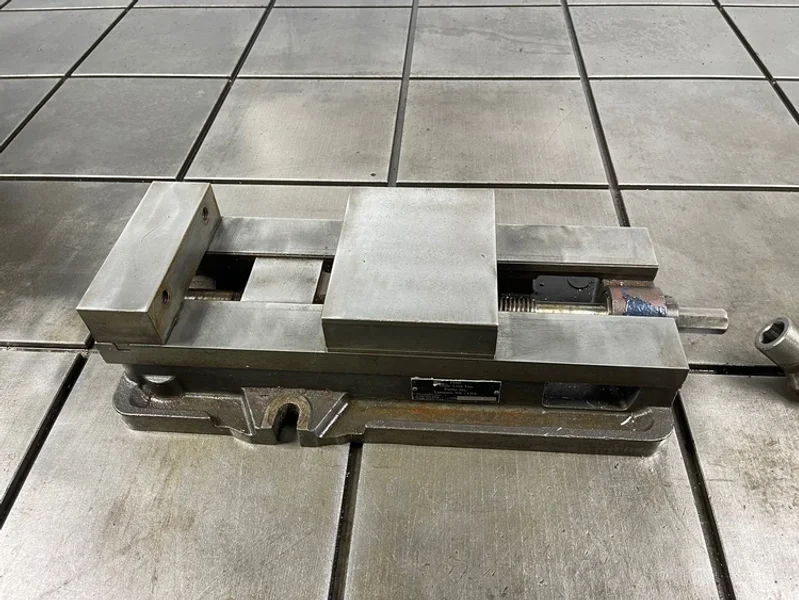 PARLEC P-688 6&quot; Machine Vise Machinist Vise #6874