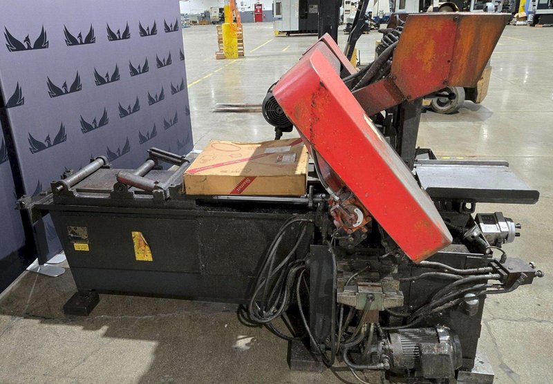 AMADA HA-400 HORIZONTAL BANDSAW USED