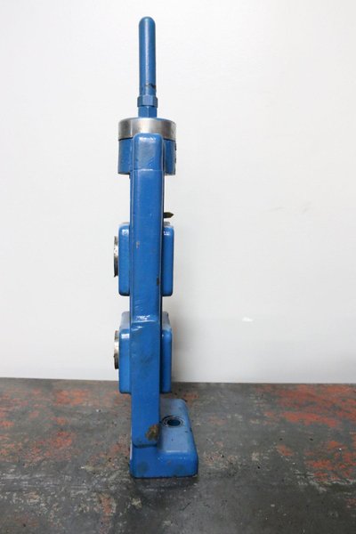 (10) YODER M1.5&quot; ROLLFORMER OUTBOARD SUPPORT STANDS : STOCK #16993