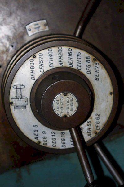 40" X 132" SUMMIT GAP BED ENGINE LATHE: STOCK #69570