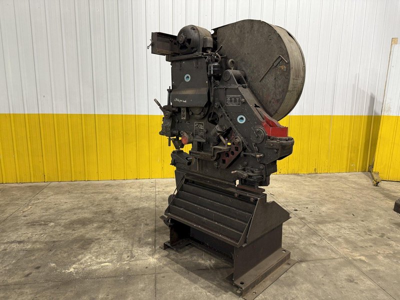 50 TON BUFFALO MODEL #1/2 MECHANICAL IRONWORKER: STOCK #22852