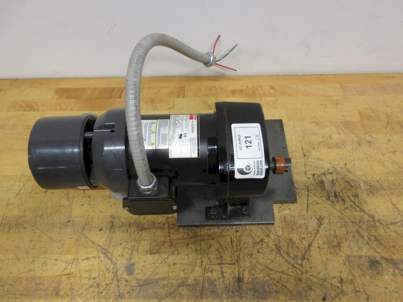 DAYTON AC Gearmotor Model 6Z400A: Parallel, Single Output Shaft, Split-Phase, TEFC, 8.5 RPM, 974 in-lb Max Torque with Dayton 4Z447A Magnetic Disc Brake- Auction Item
