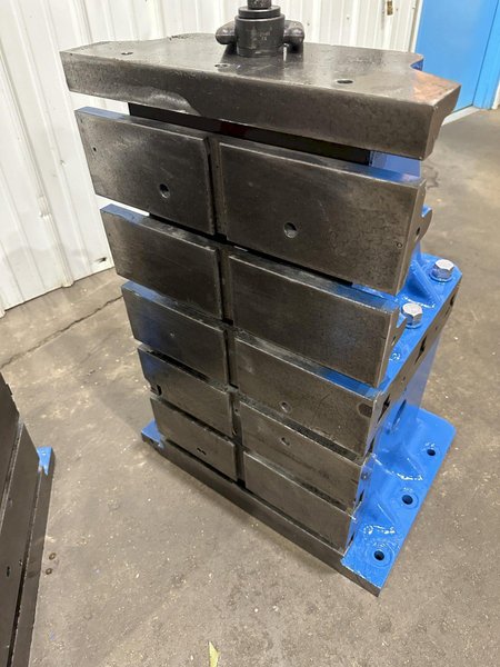 1 SET OF 16&quot; X 31&quot; HIGH T SLOTTED DEVLIEG ANGLE PLATES: STOCK #77116