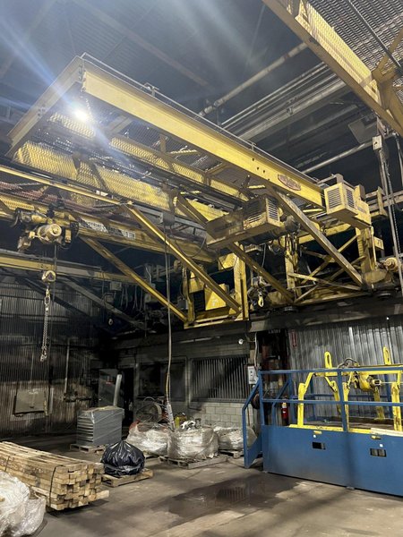 3 TON X 15' SHEPARD-NILES WALL MOUNTED POWERED GANTRY CRANE: STOCK 18470