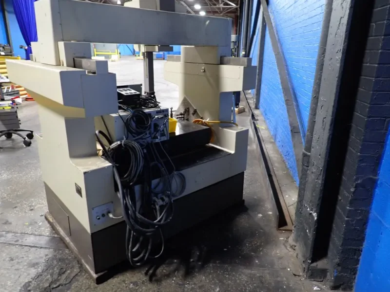 MITUTOYO 40" X 30" CMM  -  FN-905