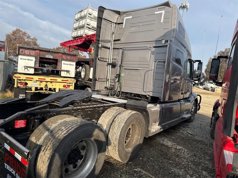 2022 Volvo VNL 4V4NC9EH2NN603434