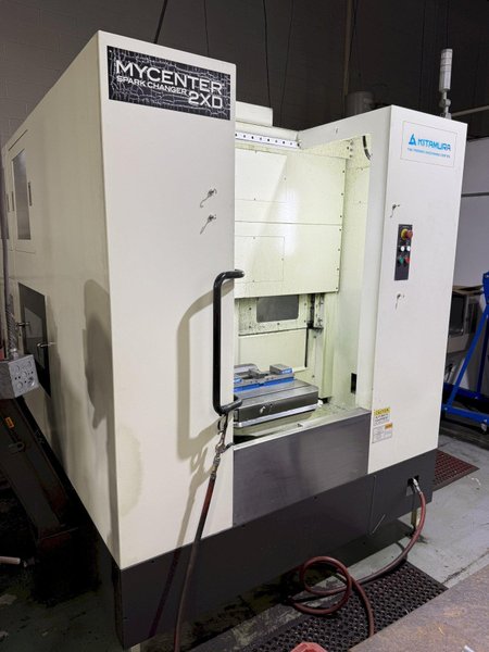 2015 Kitamura MYCENTER 2XD CNC Vertical Machining Center w/Pallet Changer For Sale