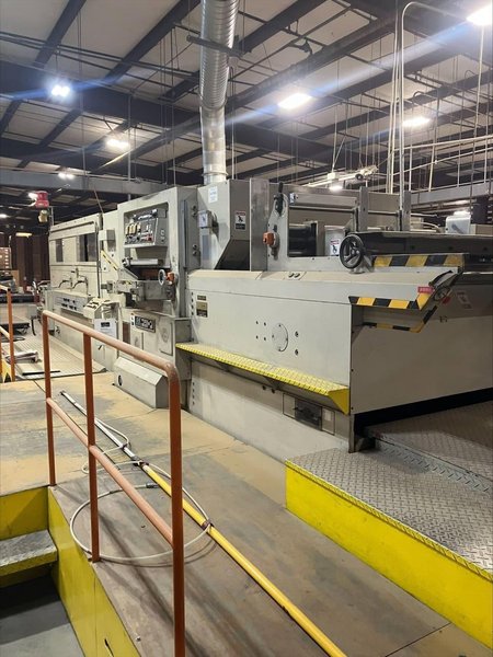 Marumatsu SAPY-1410 Flatbed Die Cutter with Inline Stripping, Platform Access &amp; Conveyor Feed