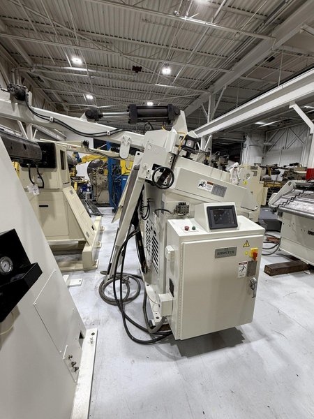 15,000 lbs. x 26&quot; Wide Minster Conventional Servo Coil Feed Line, Year 1997