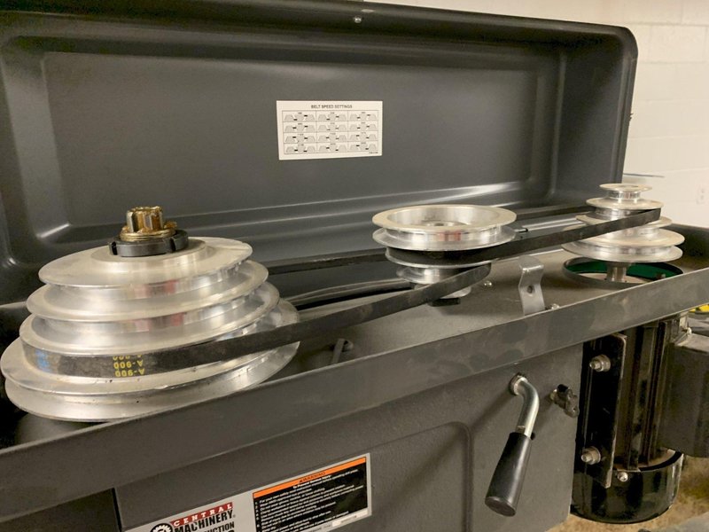 20&quot; Central Machinery 12 Speed Production Floor Model Drill Press