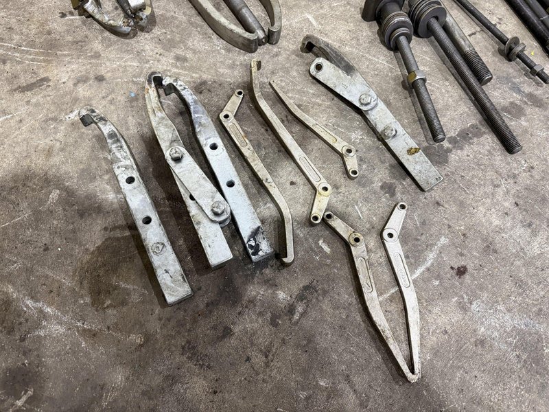 MASTER GEAR PULLER SET: YOBRO #25415
