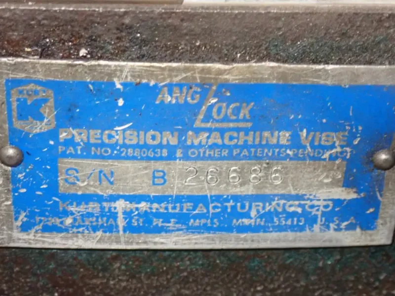KURT 6" VISE