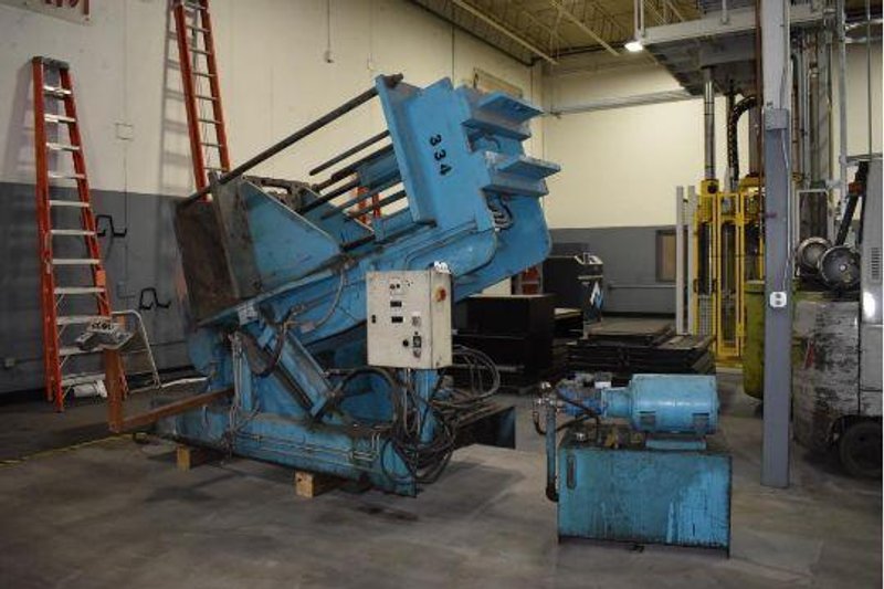 Stahl permenant molding machine with 35&quot; x 42&quot; front platen, 35 x 42 rear platen, hydraulic system and controls, front ejection