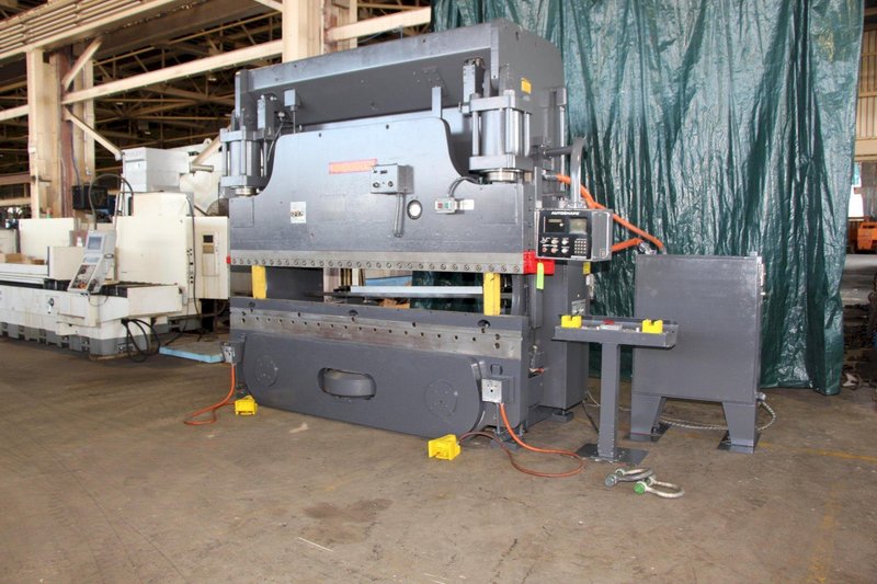 175 TON X 10' CINCINNATI AUTOSHAPE AS175-8 CNC HYDRAULIC PRESS BRAKE. STOCK # 1018819