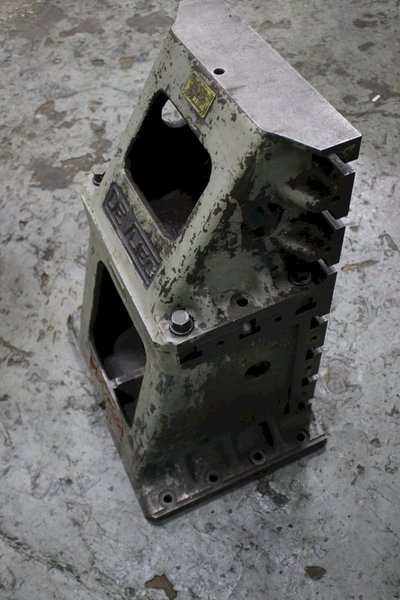 (1) SET OF 16&quot; X 30&quot; T SLOTTED DEVLIEG ANGLE PLATES: STOCK #74302