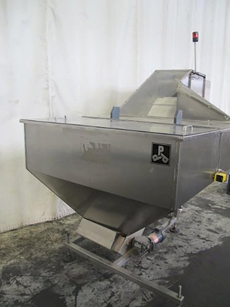 Pace Packaging Omni-Line M400LH S/S Descrambler with S/S Pace Packaging Elevator Conveyor