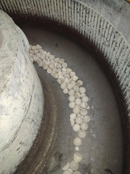 14 FT3 SWECO MODEL #FMD-14LR ROTARY VIBRATORY FINISHING BOWL: YOBRO #24557