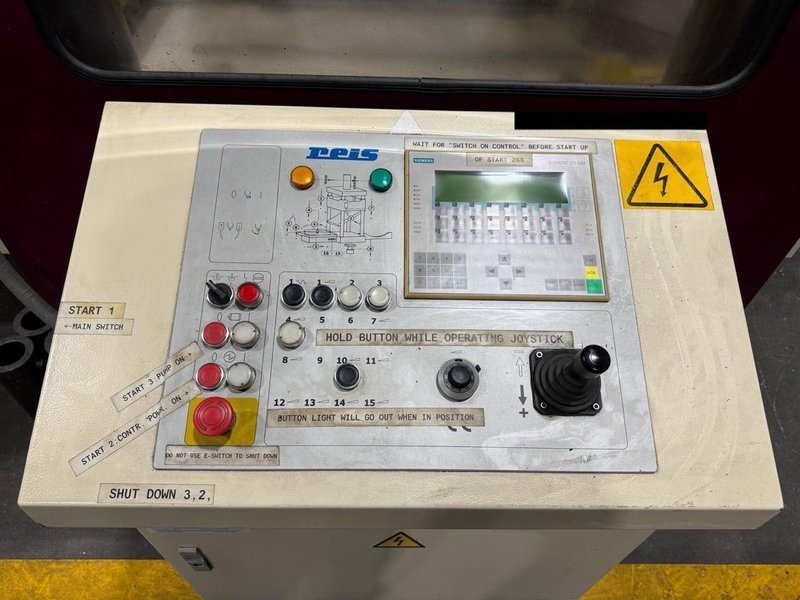 Reis TUS-130 110 Ton Fitting Press, 2004
