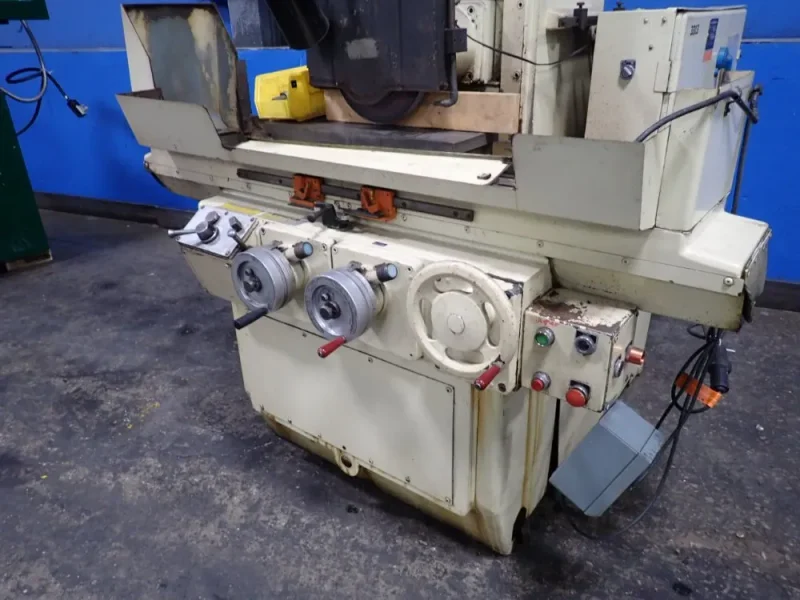 BROWN AND SHARPE 25" X 9" SURFACE GRINDER  -  824 MICROMASTER