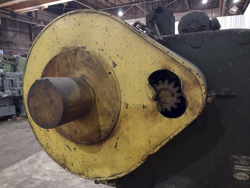 40 TON ROUSSELLE MODEL #4-B O.B.I. PRESS: YOBRO #25849