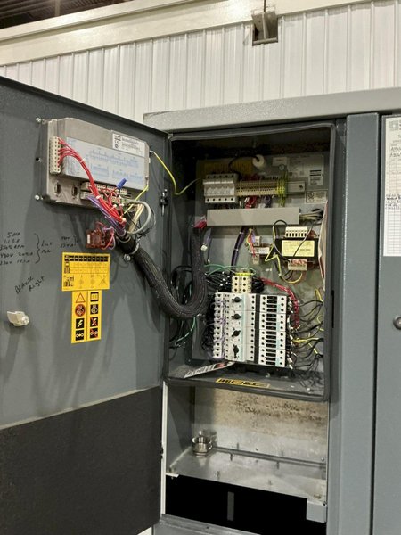 2005 20 HP ATLAS COPCO MODEL #SF15 ROTARY SCREW AIR COMPRESSOR : YOBRO #25157