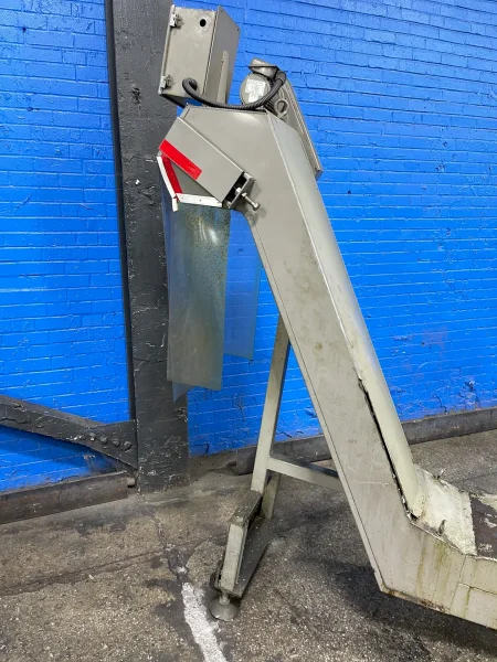 HENNING 12” CHIP CONVEYOR   -  10015