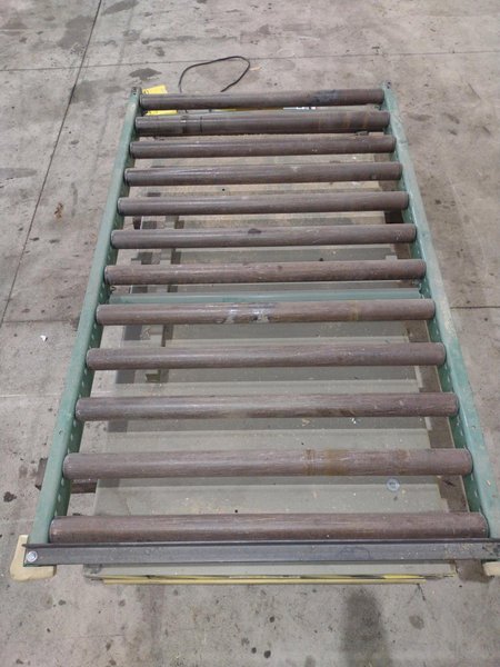 6' X 39" SOUTHWORTH HYDRAULIC ROLLER TOP LIFT TABLE: YOBRO #24781