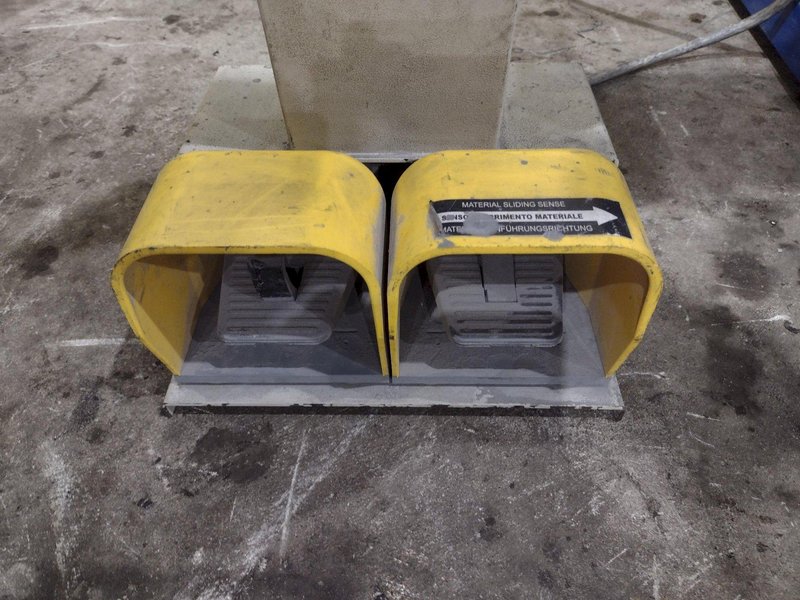 2.5" X 2.5" TAURING MODEL #BS50 POWERED ANGLE BENDING ROLL: YORBO #24869