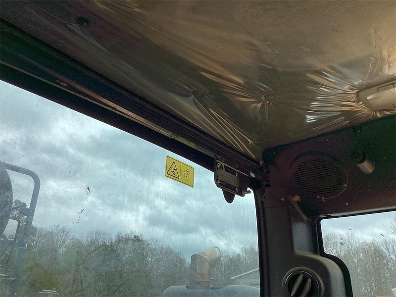 2021 Hyundai HX235LCR HHKHK604EE0000645