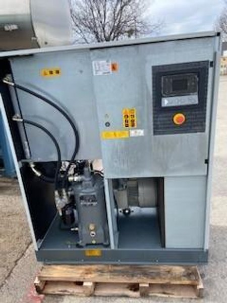 ATLAS COPCO 25 HP Rotary Screw Air Compressor, Model GA18P