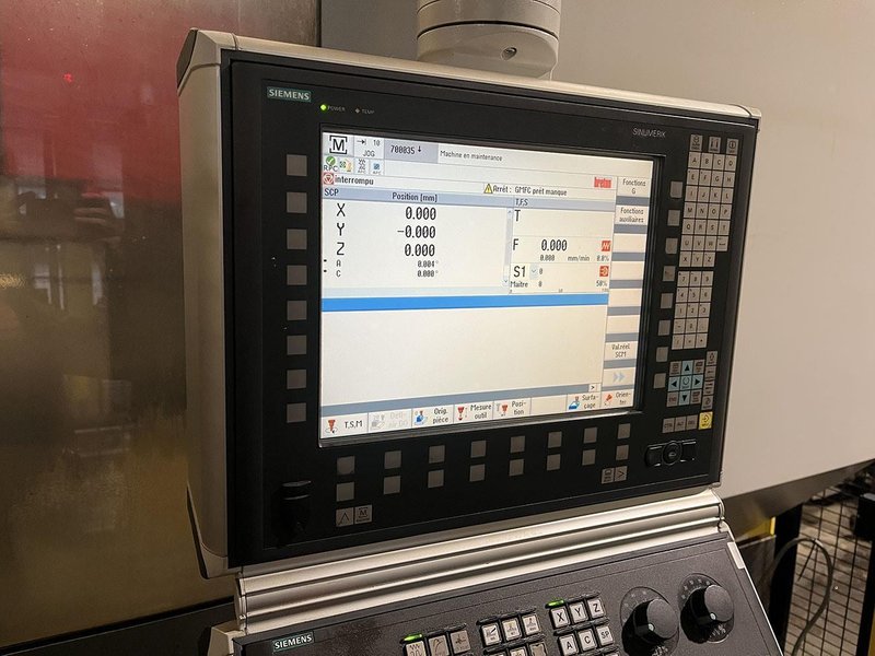 Breton Xceeder 900 X: 900 - Y: 900 - Z: 600 mm CNC