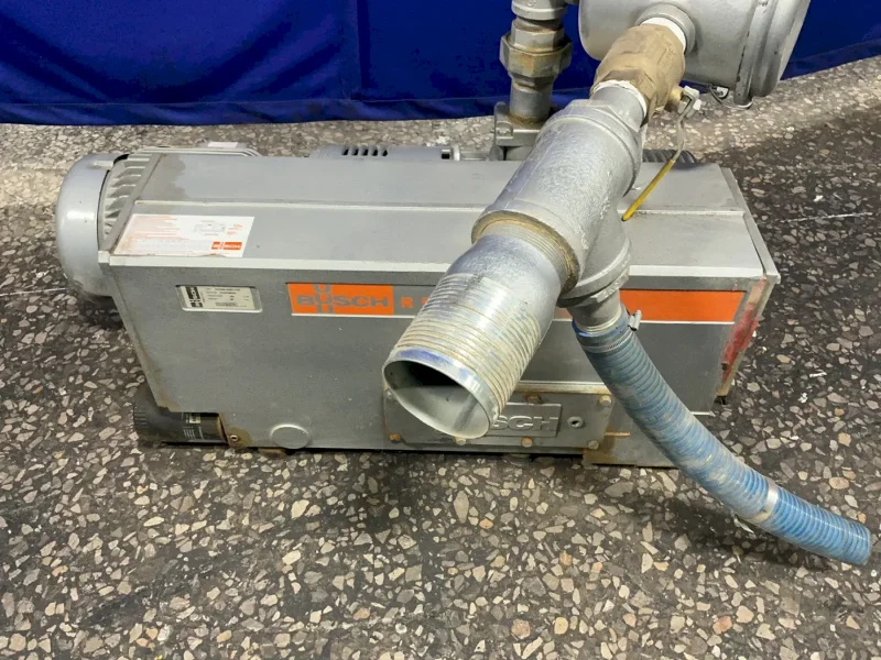 BUSCH 10 HP VACUUM PUMP  -  RC0255.D5Z6.1103