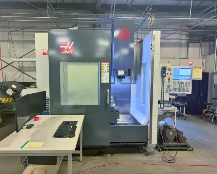2017 HAAS UMC-750SS | Machining Centers, Vertical, (5-Axis or More)