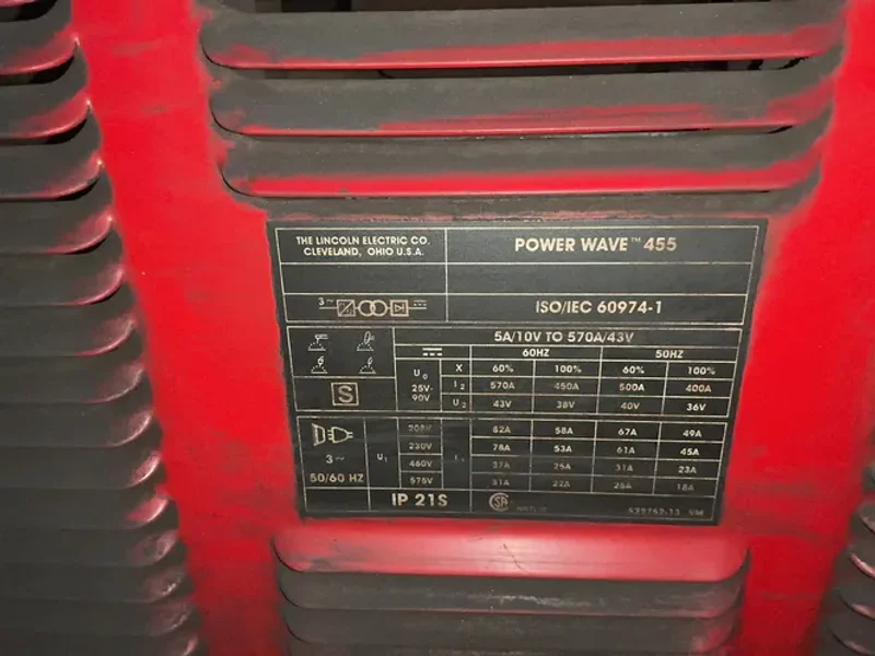 LINCOLN ELECTRIC 455 WATTS POWER WAVE WELDER   -  POWERWAVE455