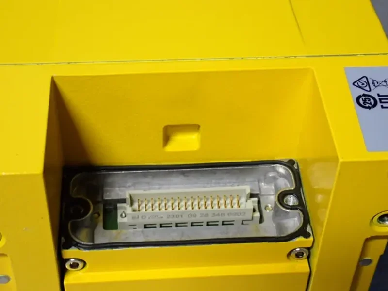 SICK CLASS 1 LASER SENSOR   -  S30A-4011BA