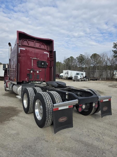 2022 Peterbilt 567 804181