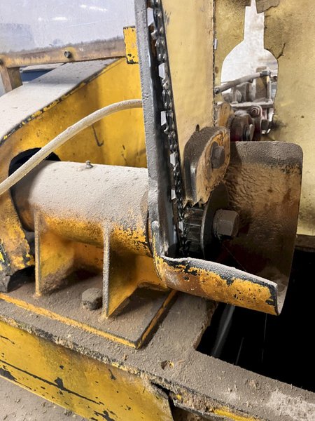 15 HP L&amp;M EQUIPMENT MODEL #HMPC-7-24 CROSS CUT BUNDLE TRAVELING ARCH WOOD BUNDLE SAW WITH CONVEYOR: STOCK #22922