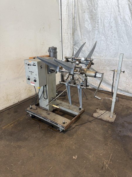 2,000 LB X 16&quot; JACO POWERED UNCOILER. STOCK # 0886425