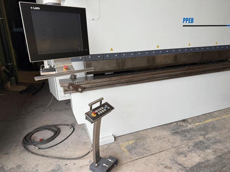 LVD PPEB 250 ton x 4100 mm CNC