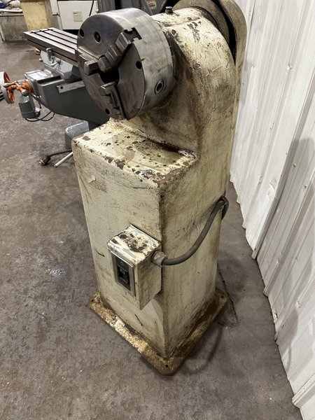 POLISHING LATHE WITH 3 JAW CHUCK: STOCK #76864