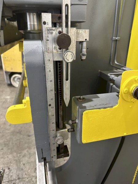 55 TON X 8' PACIFIC HYDRAULIC PRESS BRAKE: STOCK #76972