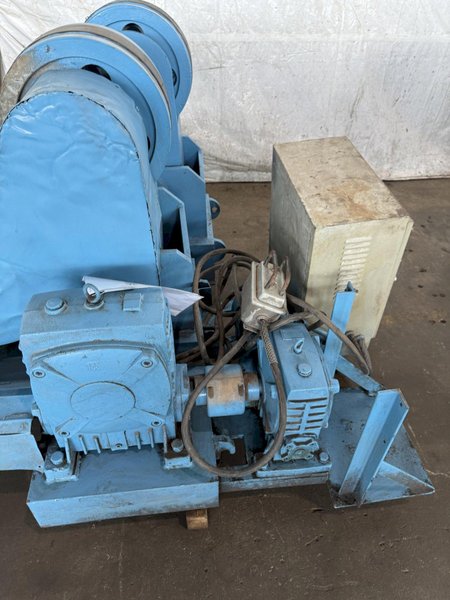60-TON IRIZAR SELF-ALIGNING TANK TURNING ROLL SET. STOCK # 0237225