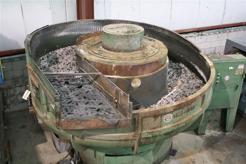 100 CUBIC FOOT HAMMOND ROTOFINISH VIBRATORY FINISHER: STOCK 54478