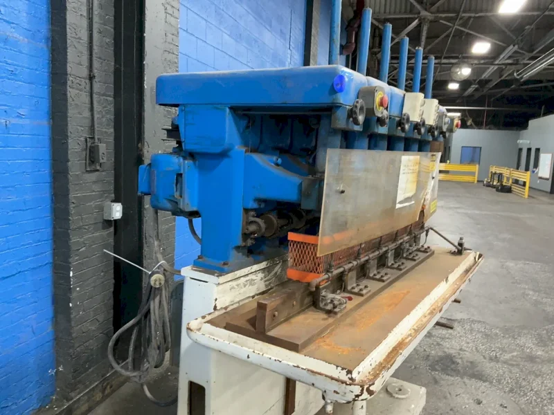 74 X 15 X 11 6 SPINDLE DRILL PRESS