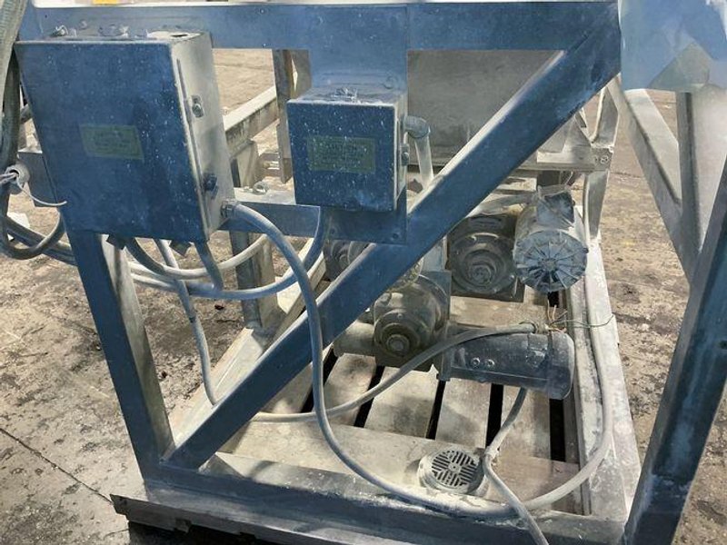 ACRISON 31” X 34” X 45” WEIGHT LOSS FEEDER  -  403-2500-600-BDE 2 5-M