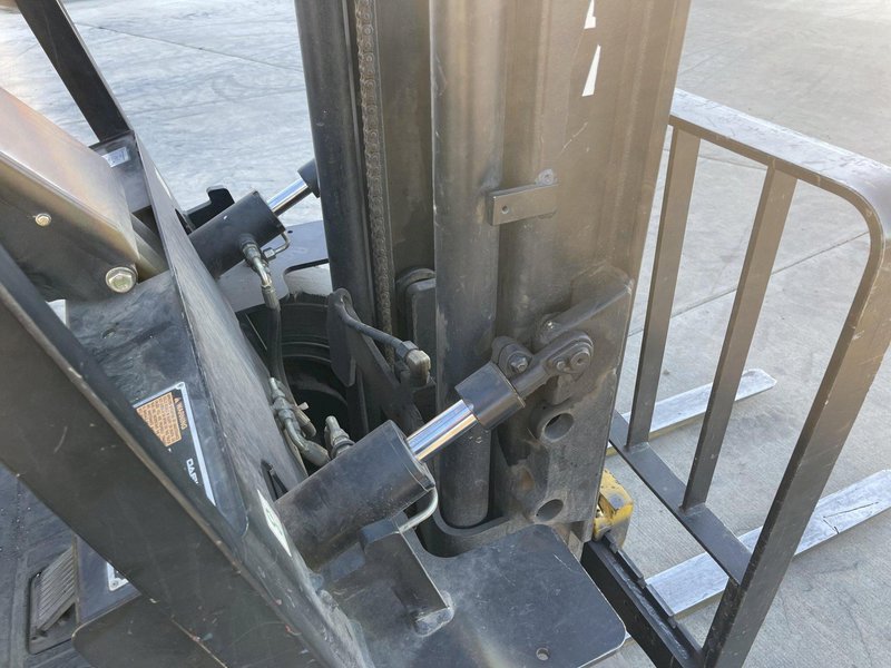4,000 LBS DAEWOO PROPANE FORKLIFT: STOCK #75782