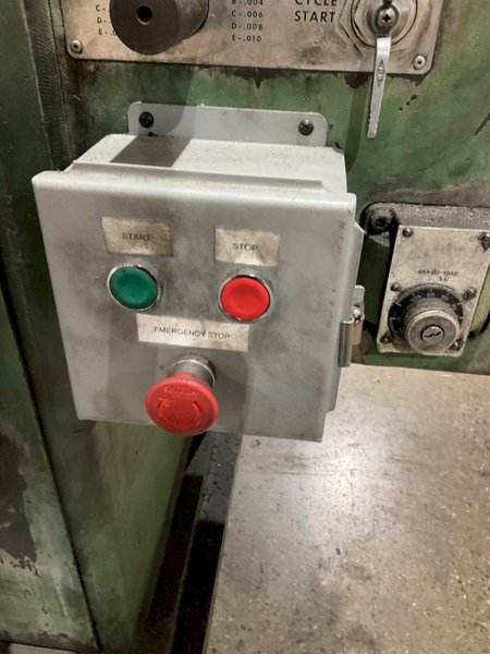 MITTS &amp; MERRILL S-HFR-KS HYDRAULIC KEYSEATER 460V 3 PH USED
