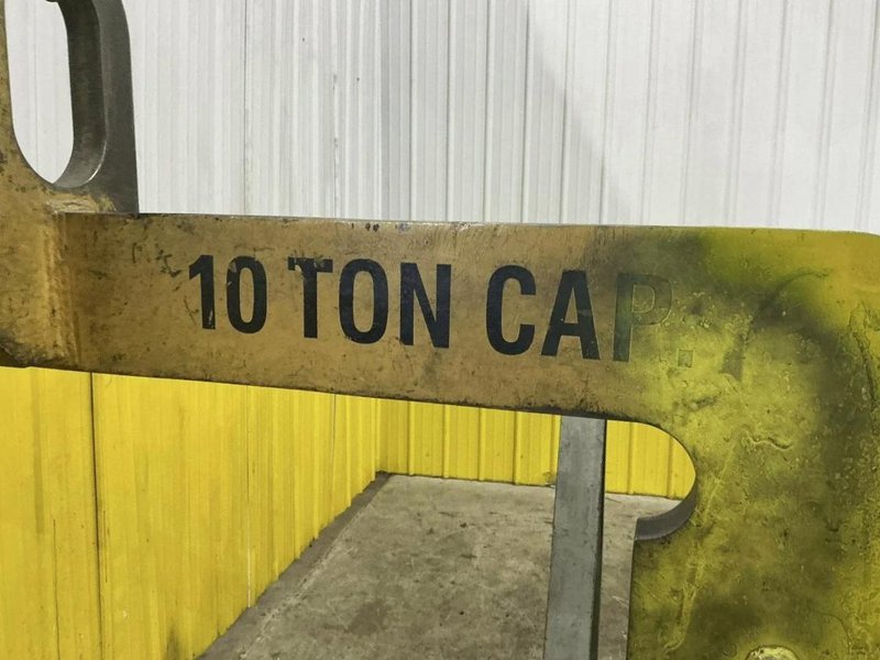 10 TON X 48" CALDWELL #82-10-48 COIL LIFT C-HOOK. STOCK # 0436226