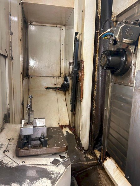 Haas EC-300 300mm CNC HMC, 2006 – Through Spindle Coolant, 8K Spindle